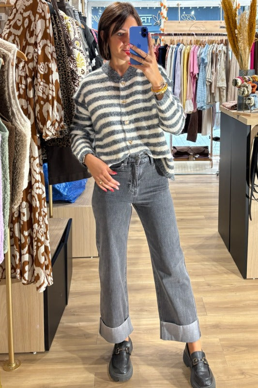 Gilet gris à rayures