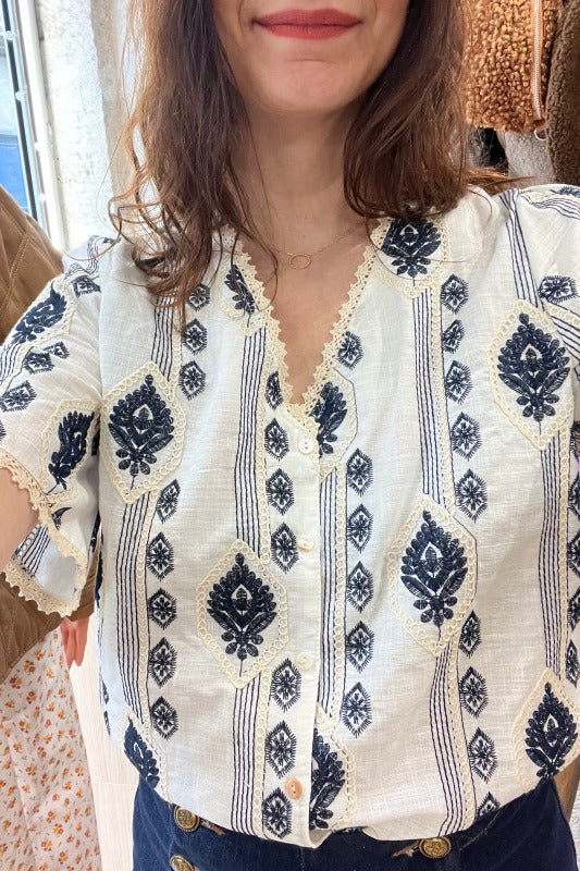 chemise brodée bleu marine